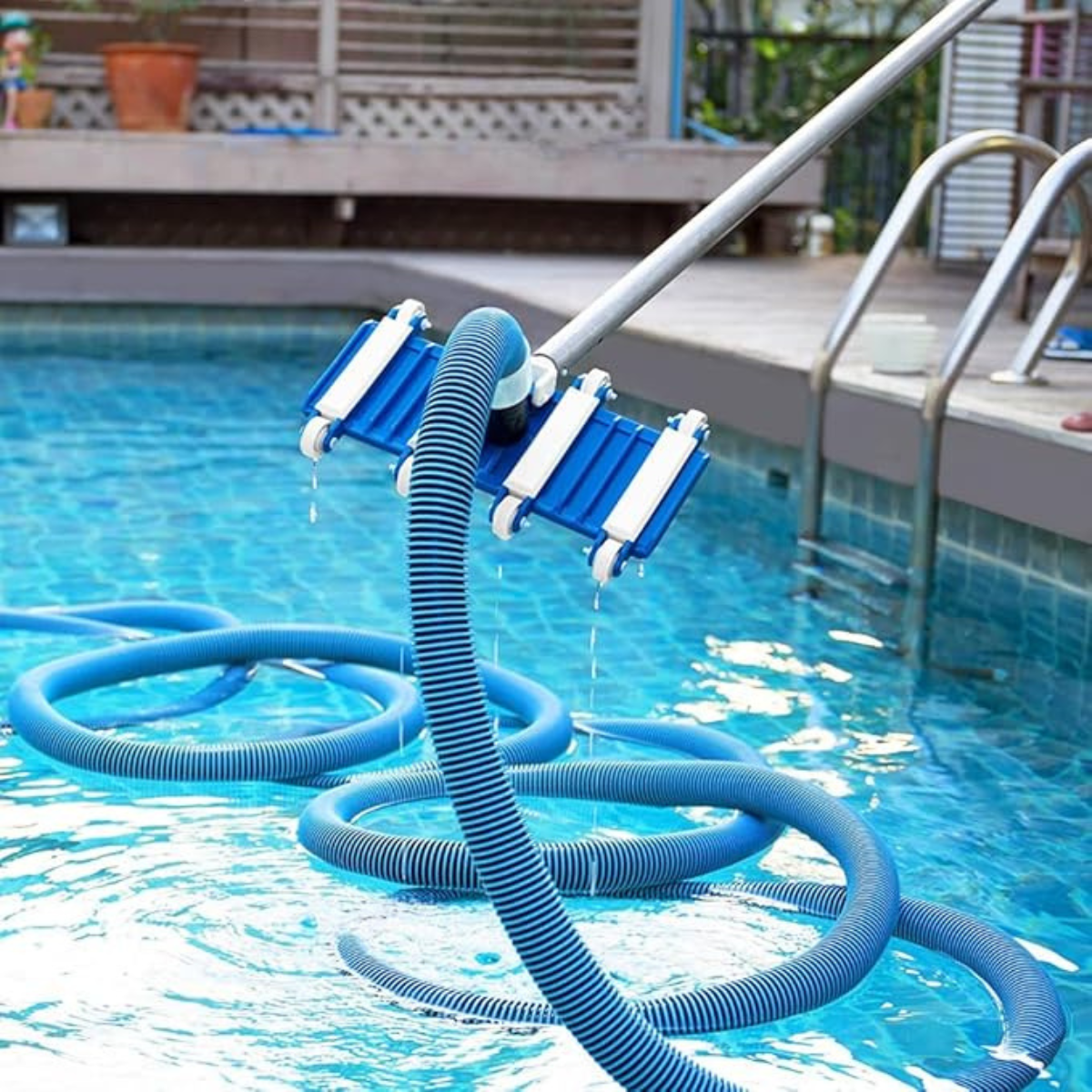 Aspiradora De Fondo 8 Ruedas Para Piscina - Imagen 4